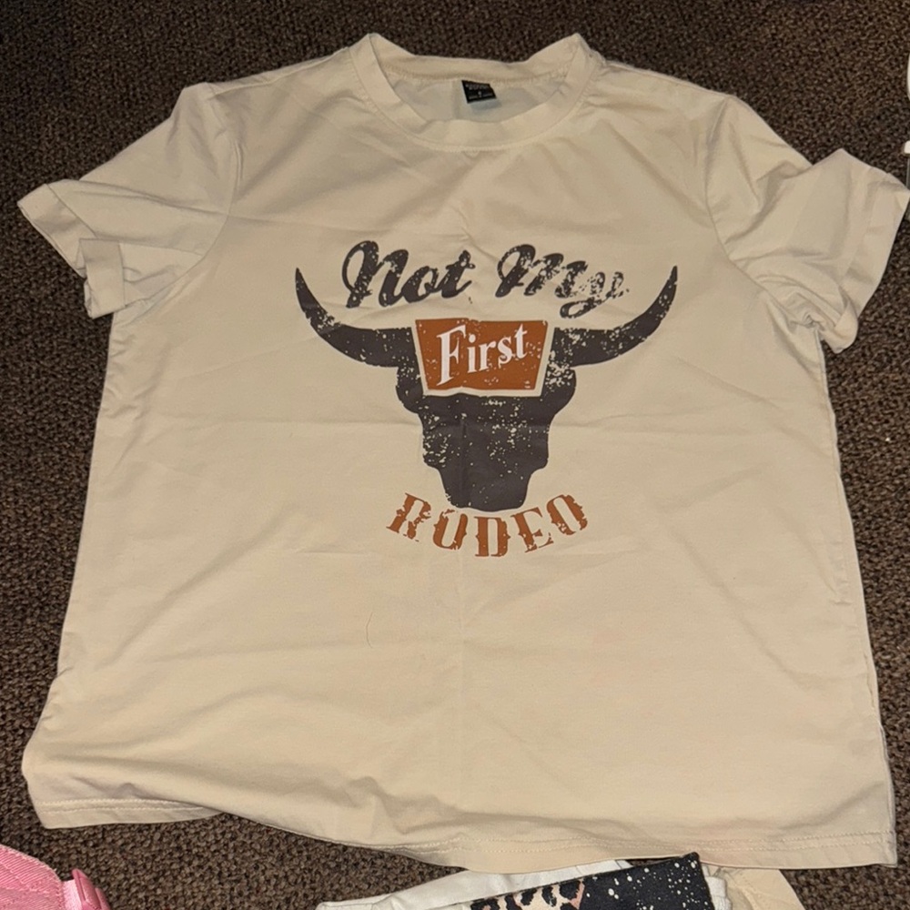 Men's Beige Graphic T-Shirt